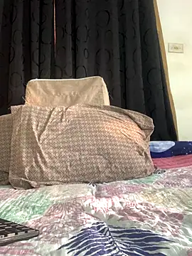 JamesDeker online show from November 2025 11:32:02 AM