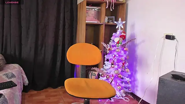 JamesDeker online show from November 2025 01:33:02 PM