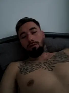 Snapshot of Negrila25 chatting on February 2026 03:46:02 PM Negrila25 online show from February 2026 03:46:02 PM