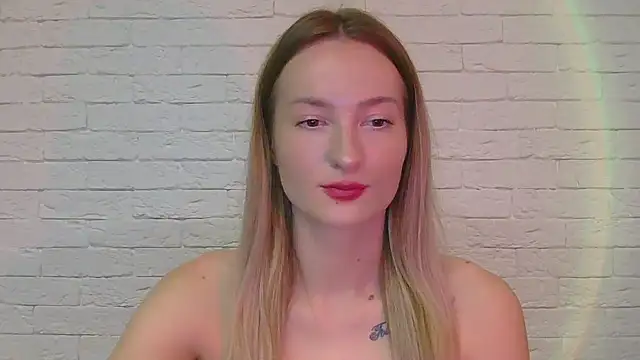 Snapshot of Alice_Sweet_01 chatting on December 2025 07:23:02 PM Alice Sweet 01 online show from December 2025 07:23:02 PM
