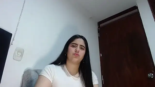 Electraweb 09 online show from October 2025 07:01:02 PM