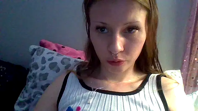 sarah2007 online show from September 2025 12:13:02 AM