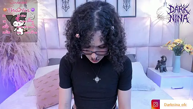 Snapshot of Dark_nina_ chatting on September 2025 03:17:02 AM Dark nina online show from September 2025 03:17:02 AM