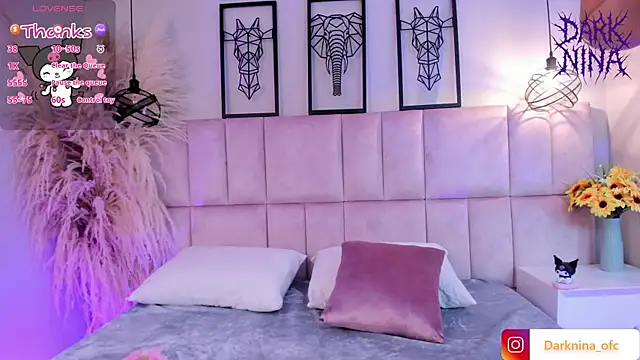 Snapshot of Dark_nina_ chatting on September 2025 03:21:02 AM Dark nina online show from September 2025 03:21:02 AM