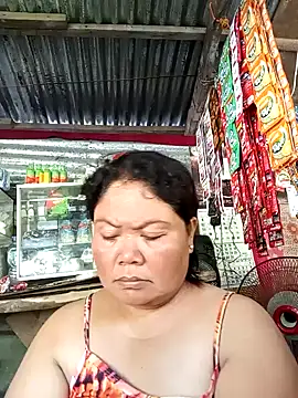 Snapshot of Mari_fvcks chatting on October 2025 01:00:02 PM Mari fvcks online show from October 2025 01:00:02 PM