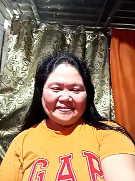 Snapshot of Mari_fvcks chatting on October 2025 02:19:02 AM Mari fvcks online show from October 2025 02:19:02 AM