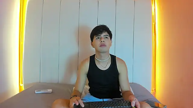 Felipe Cold online show from February 2026 02:48:01 AM