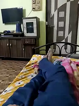 breezer3457 online show from January 2026 07:15:01 PM