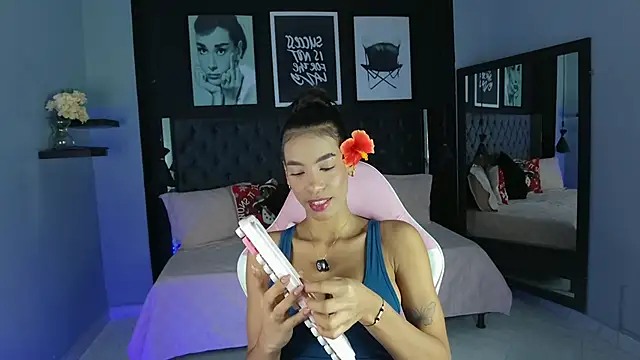 Snapshot of kitty_collins_ chatting on November 2025 11:32:02 AM kitty collins online show from November 2025 11:32:02 AM