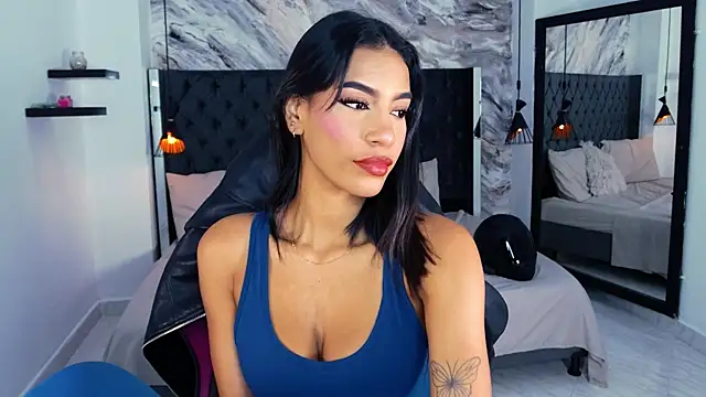Snapshot of kitty_collins_ chatting on July 2026 12:58:01 PM kitty collins online show from July 2026 12:58:01 PM