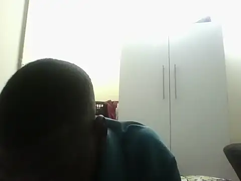 Snapshot of TmanZim2025 chatting on September 2025 05:02:01 PM TmanZim2025 online show from September 2025 05:02:01 PM