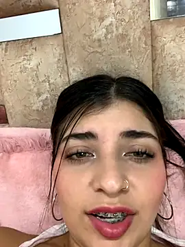 Isaa-Sweet online show from September 2025 03:39:02 AM