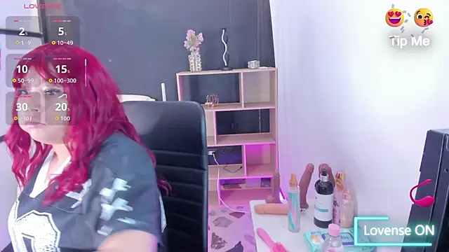 Snapshot of ThaliaBrooks_ chatting on October 2025 04:15:02 AM ThaliaBrooks online show from October 2025 04:15:02 AM