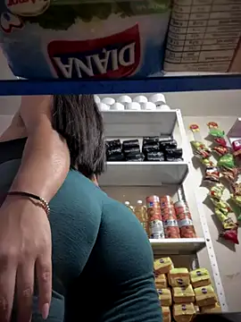 AlanaRouss online show from October 2025 06:53:01 PM