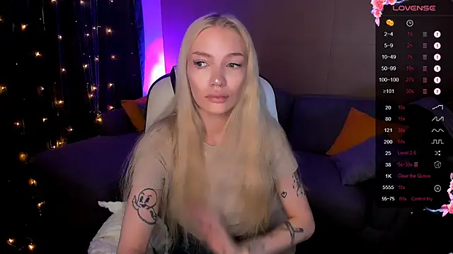 Snapshot of AnyaTaylor_ chatting on November 2025 02:54:01 AM AnyaTaylor online show from November 2025 02:54:01 AM