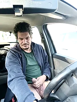 twitshe online show from November 2025 02:28:01 PM