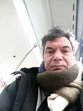 twitshe online show from February 2026 01:53:02 PM