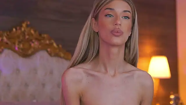 EllieRedd online show from October 2025 08:58:02 AM