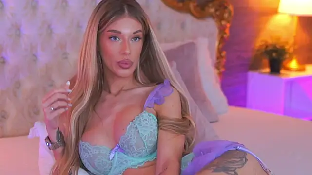 EllieRedd online show from October 2025 09:57:01 AM