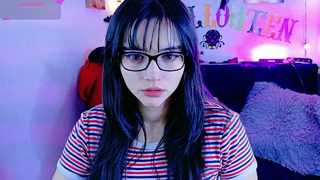 Snapshot of MiaVelvetDoll chatting on November 2025 02:52:02 PM MiaVelvetDoll online show from November 2025 02:52:02 PM