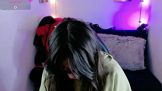 Snapshot of MiaVelvetDoll chatting on November 2025 01:43:01 PM MiaVelvetDoll online show from November 2025 01:43:01 PM