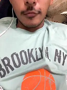 Snapshot of hamstar09 chatting on October 2025 02:18:01 PM hamstar09 online show from October 2025 02:18:01 PM