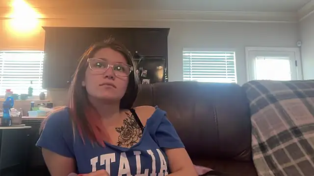 Riley ray69 online show from September 2025 05:57:02 PM