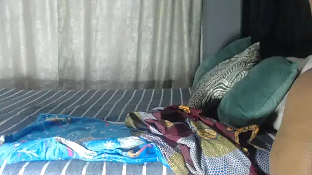 SEXYHUGEASS21 online show from September 2025 04:34:02 AM