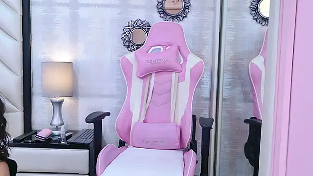 AtheneaCross online show from January 2026 07:28:02 PM