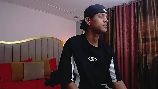 Snapshot of jhos_padill chatting on January 2026 01:35:01 PM jhos padill online show from January 2026 01:35:01 PM