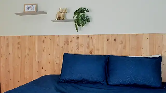 CloehSmiith online show from October 2025 08:45:02 AM