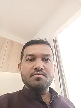 VJ17 online show from November 2025 04:50:02 AM