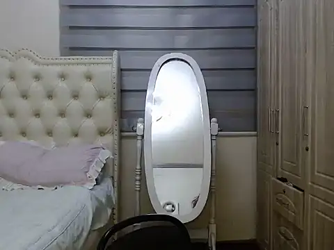 hot penelope online show from December 2025 02:55:01 PM