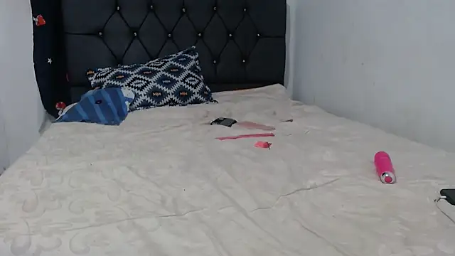 Angeliicaxx online show from September 2025 04:17:02 AM