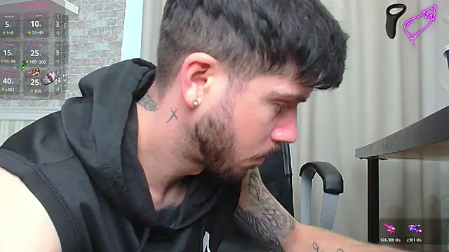 Snapshot of JonahShaw chatting on November 2025 05:30:02 AM JonahShaw online show from November 2025 05:30:02 AM