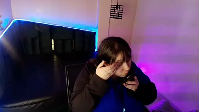  Emily rosee  online show from December 2025 11:30:02 AM