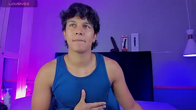 Snapshot of Leo_Savage_ chatting on November 2025 03:45:02 AM Leo Savage online show from November 2025 03:45:02 AM