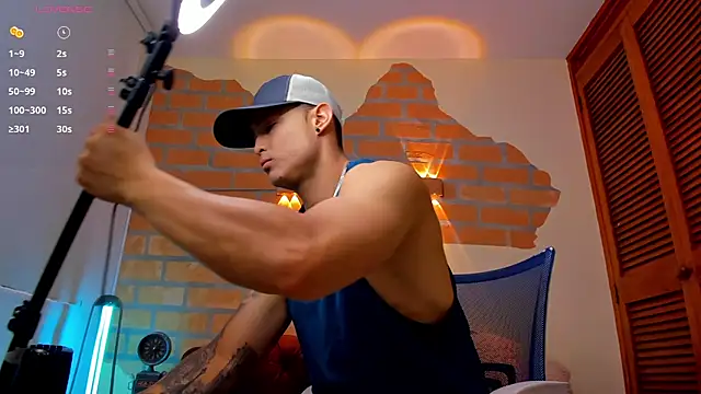 Alexander ferre online show from September 2025 01:33:02 PM