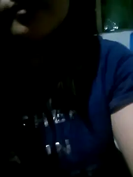 Snapshot of Dreamyeyes_08 chatting on October 2025 07:45:01 PM Dreamyeyes 08 online show from October 2025 07:45:01 PM