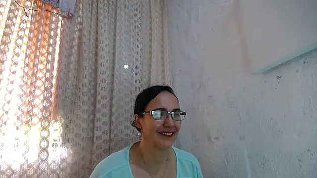 gabbyparker  online show from November 2025 03:24:01 PM