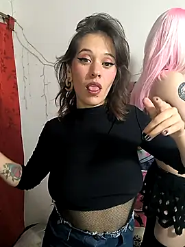 Snapshot of femdomroom chatting on April 2026 04:28:02 AM femdomroom online show from April 2026 04:28:02 AM