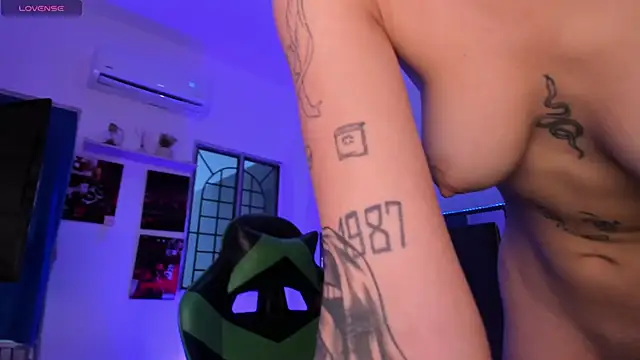 Jetf Andrea online show from October 2025 12:36:01 PM