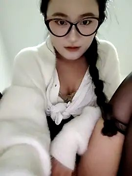 CCAV217 online show from November 2025 03:12:02 PM