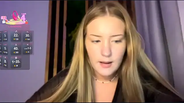 PandaFluff online show from November 2025 04:40:02 PM