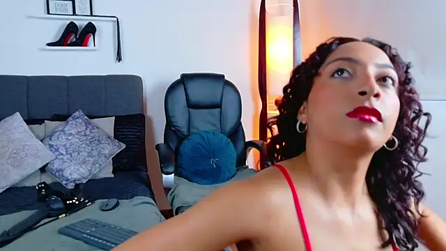 Snapshot of JadeClifford chatting on September 2025 08:23:01 PM JadeClifford online show from September 2025 08:23:01 PM