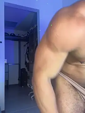 Snapshot of Andrew_Johnnson chatting on November 2025 11:25:01 PM Andrew Johnnson online show from November 2025 11:25:01 PM