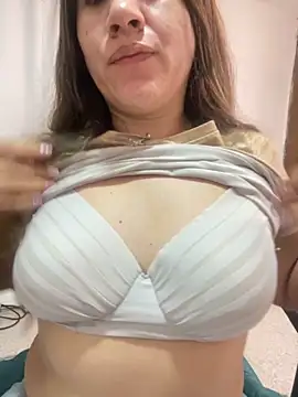 emma hot2006 online show from October 2025 05:41:02 PM