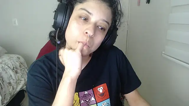 miss carmila1 online show from November 2025 01:17:02 AM