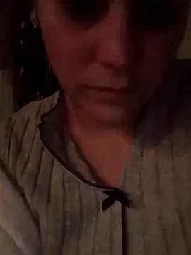 Cassandrina1 online show from November 2025 04:45:01 AM