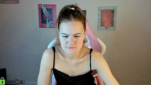 Wanda Gomez online show from October 2025 03:18:01 PM